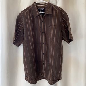 Quiksliver short sleeve button down shirt